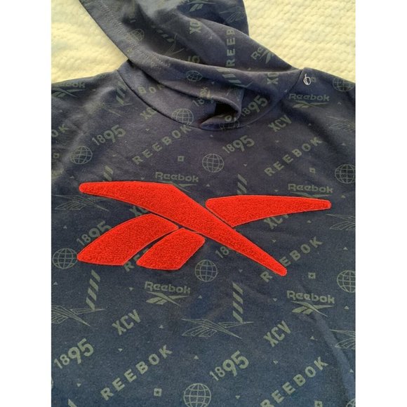 Kid’s Hoodie Size XL (18/20) Boys Reebok Sweatshirt Logo Print Pullover Navy - Picture 10 of 12